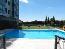 Amplio estudio Calle Bausa..