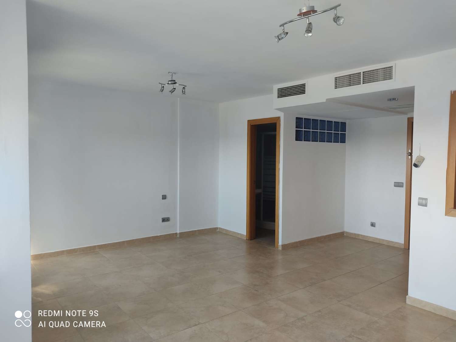Amplio estudio Calle Bausa..