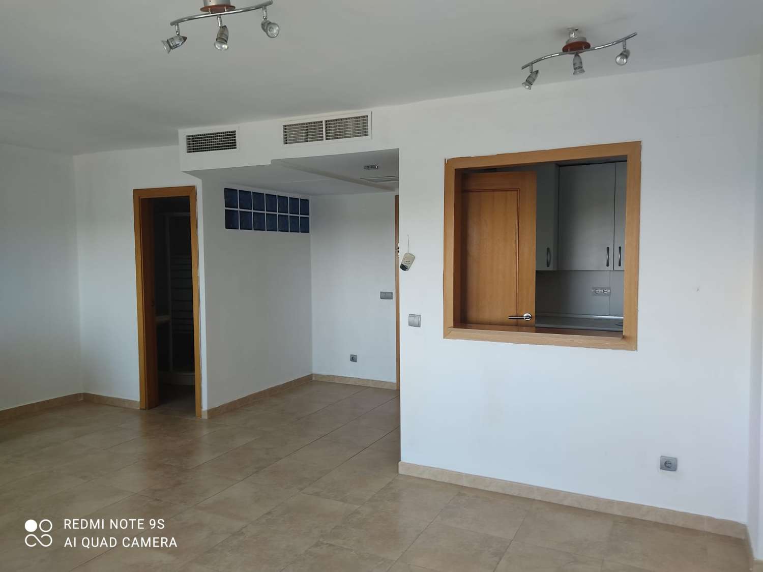 Amplio estudio Calle Bausa..