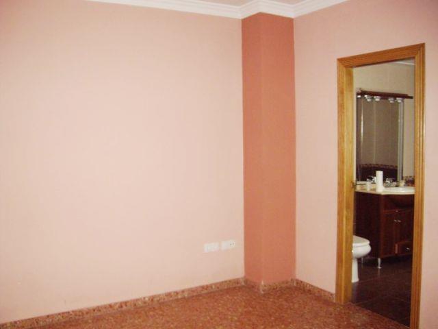 Boden 99,29 m2 nützlich. 3 Schlafzimmer. 2 Badezimmer. Heben. In Sagunto (Valencia)