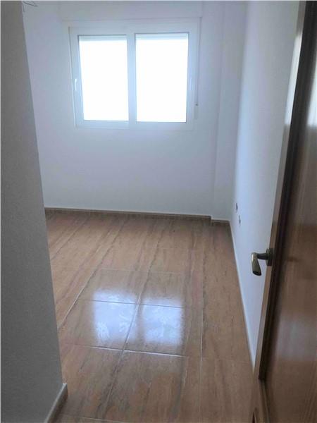 Duplex appartement, 2 verdiepingen. 110m2 handig. Doorschijnende zolder. Terras 19m2. Garage en berging. In Torreaguera gebied (Murcia).