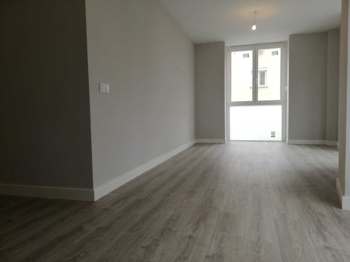 Venta de Piso a estrenar con trastero y garaje en Calle Pico de Beriáin , Villa Vallecas (Madrid). FACILIDADAES DE PAGO.