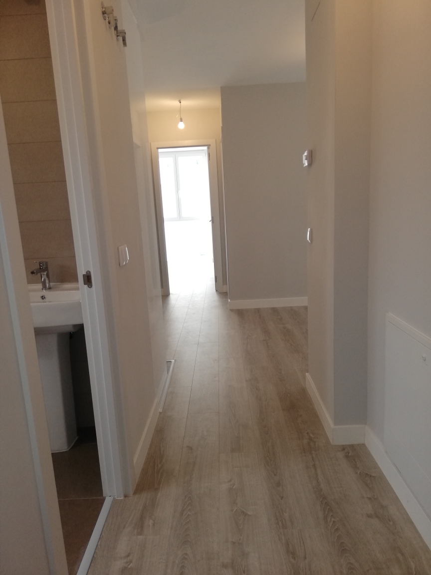 Venta de Piso a estrenar con trastero y garaje en Calle Pico de Beriáin , Villa Vallecas (Madrid). FACILIDADAES DE PAGO.