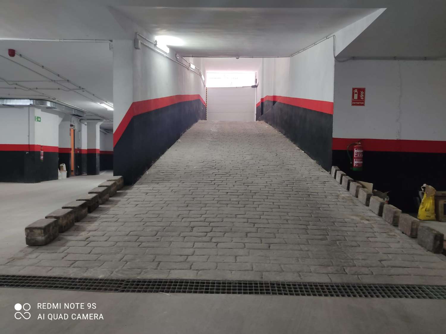 Venta de Piso a ESTRENAR con plaza de garaje y trastero incluidos, en Calle Pico de Beriáin , Villa Vallecas (Madrid). FACILIDADES DE PAGO..