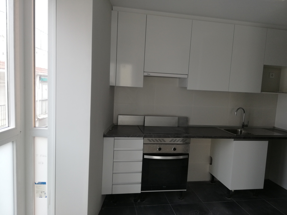 Venta de Piso a estrenar en Calle Pico de Beriáin , Villa Vallecas (Madrid). FACILIDADAES DE PAGO.