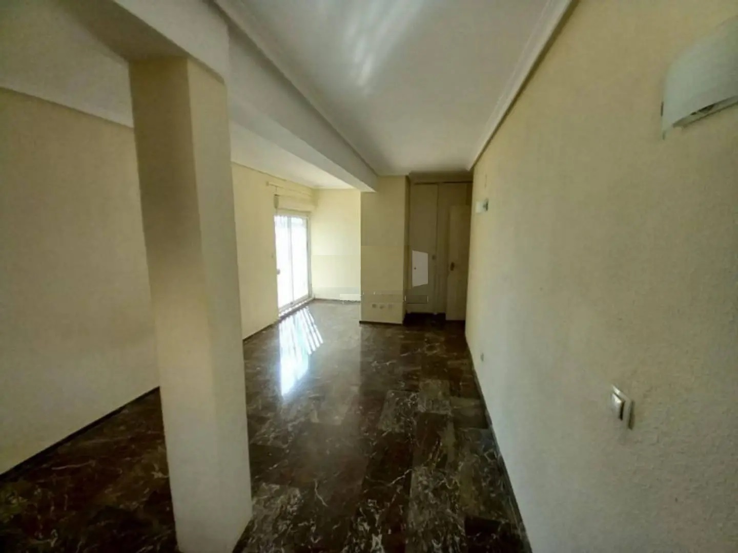 Piso en venta en calle sol naciente. residencial apartahotel garajes (Alicante/Alacant) por 275.000€ con 176m² y 3 habitaciones..