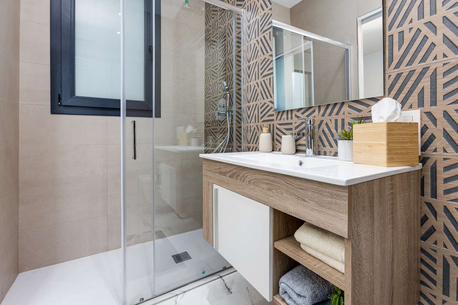 Venta de Espectaculares Apartamentos y 2 Áticos en Orihuela, Alicante