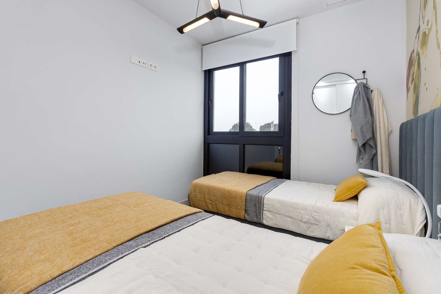 Venta de Espectaculares Apartamentos y 2 Áticos en Orihuela, Alicante
