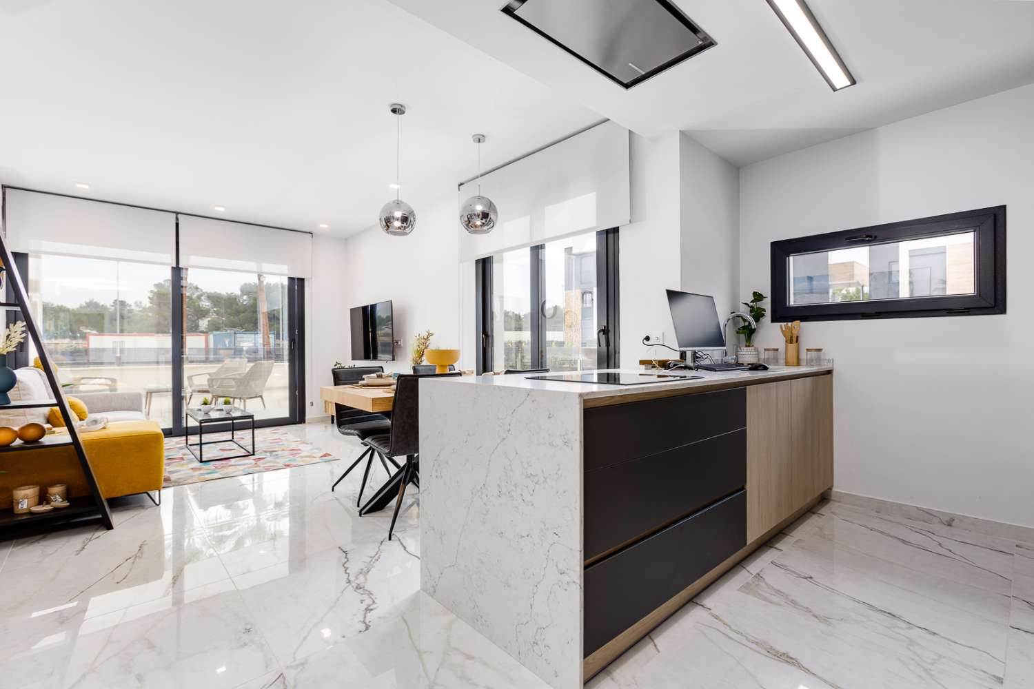 Venta de Espectaculares Apartamentos y 2 Áticos en Orihuela, Alicante