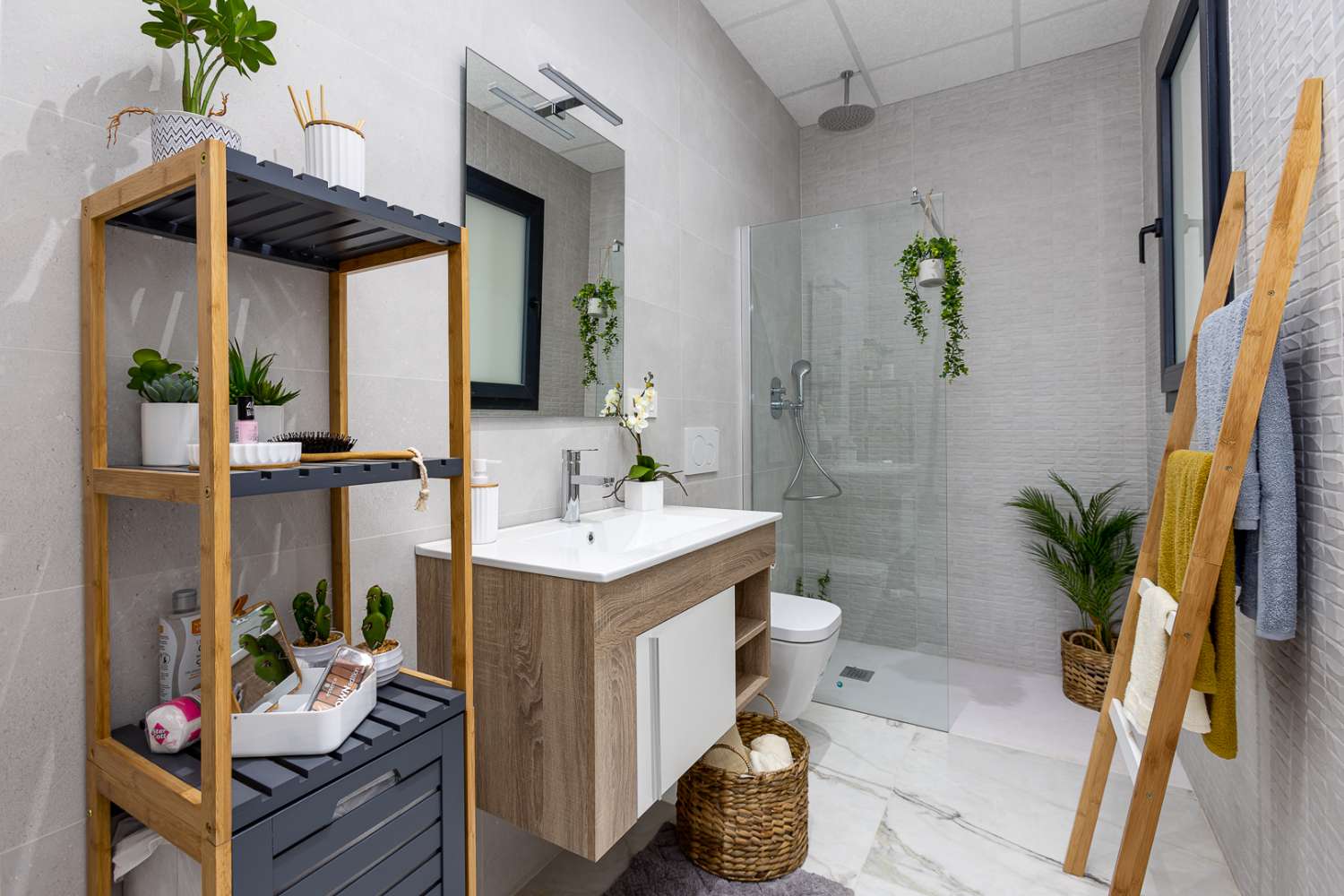 Venta de Espectaculares Apartamentos y 2 Áticos en Orihuela, Alicante