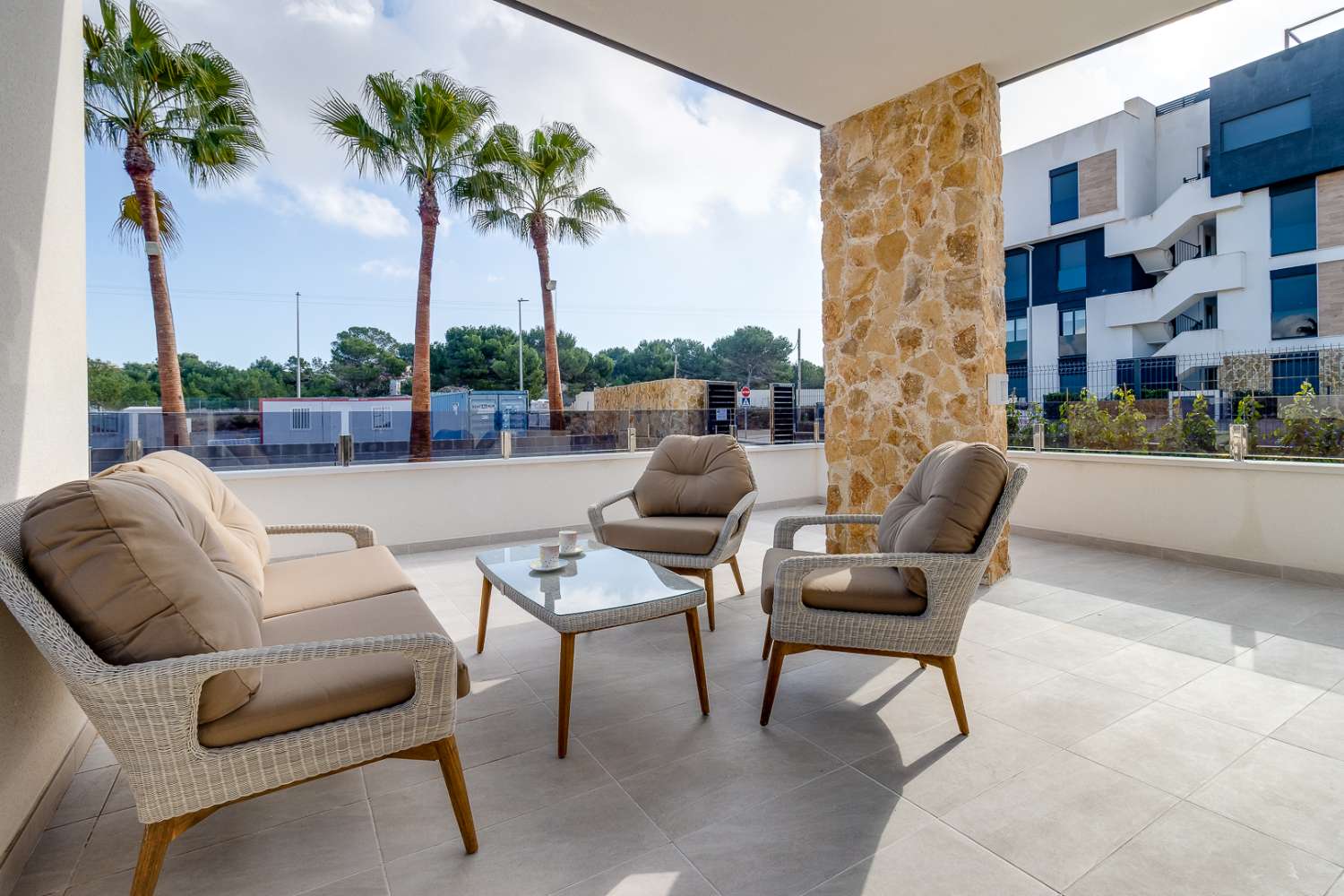 Venta de Espectaculares Apartamentos y 2 Áticos en Orihuela, Alicante