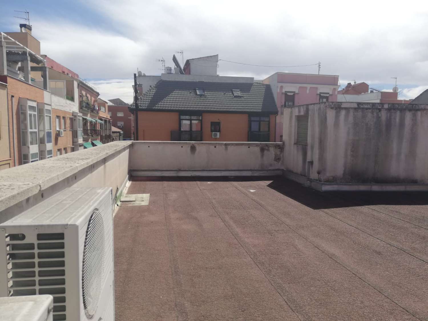 Nave - Calle Lozano Puente de Vallecas Madrid..