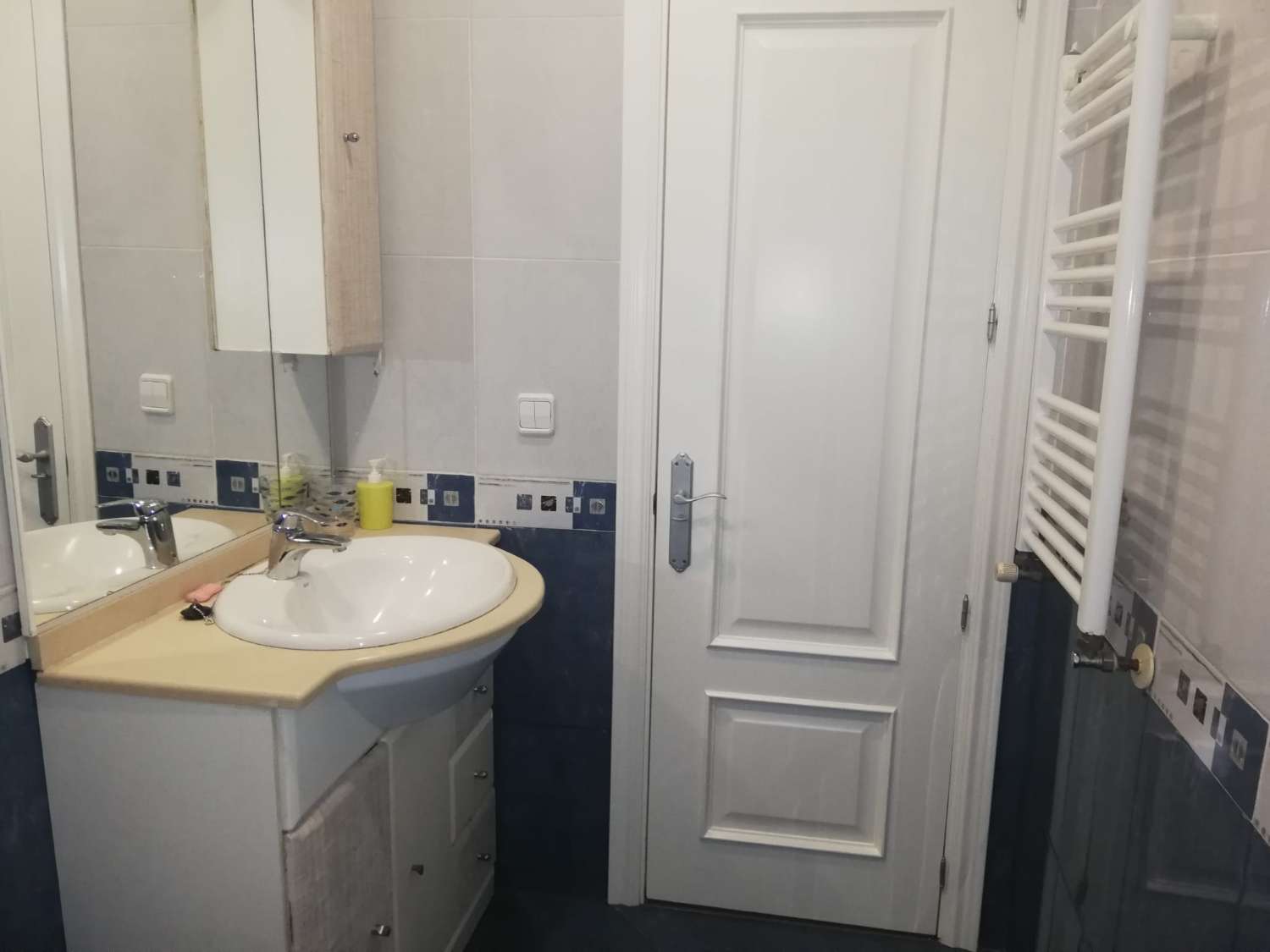 Venta de Piso en Madrid, Puerto Almansa...