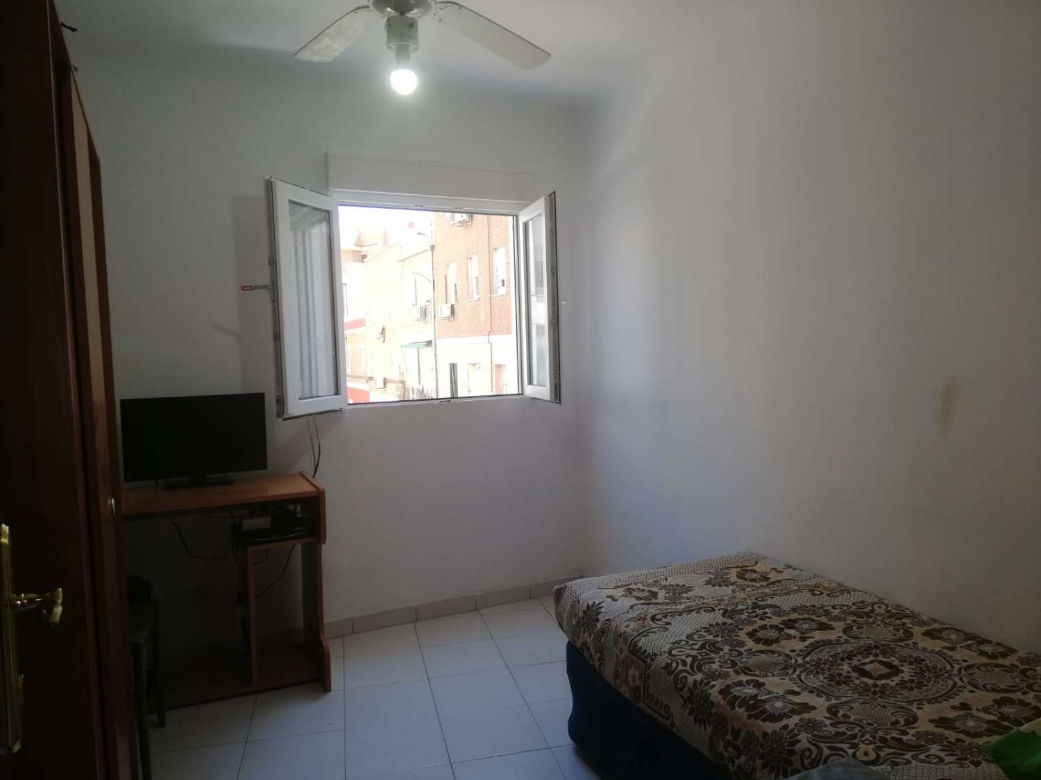 Venta de Piso en Madrid, Avenida de San Diego