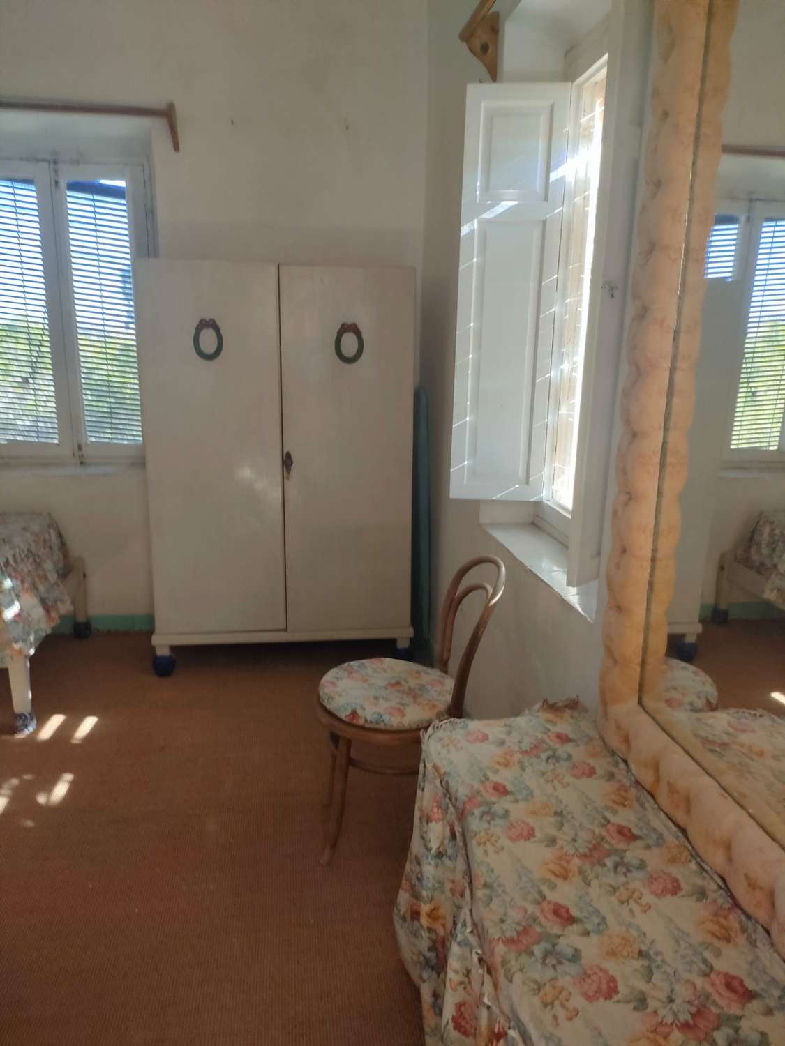 Se vende Palacete unifamiliar en Villajoyosa, Alicante
