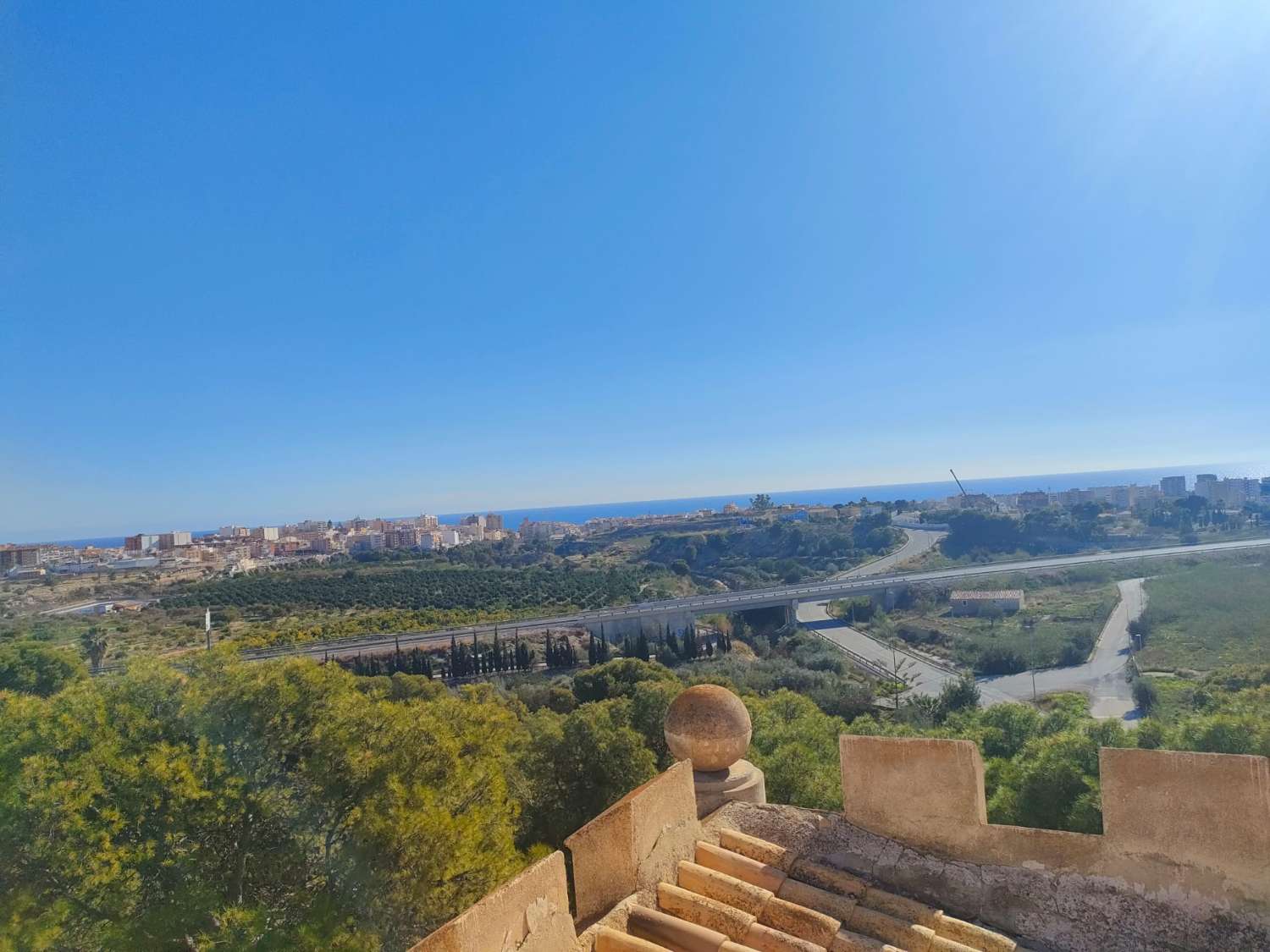 Se vende Palacete unifamiliar en Villajoyosa, Alicante