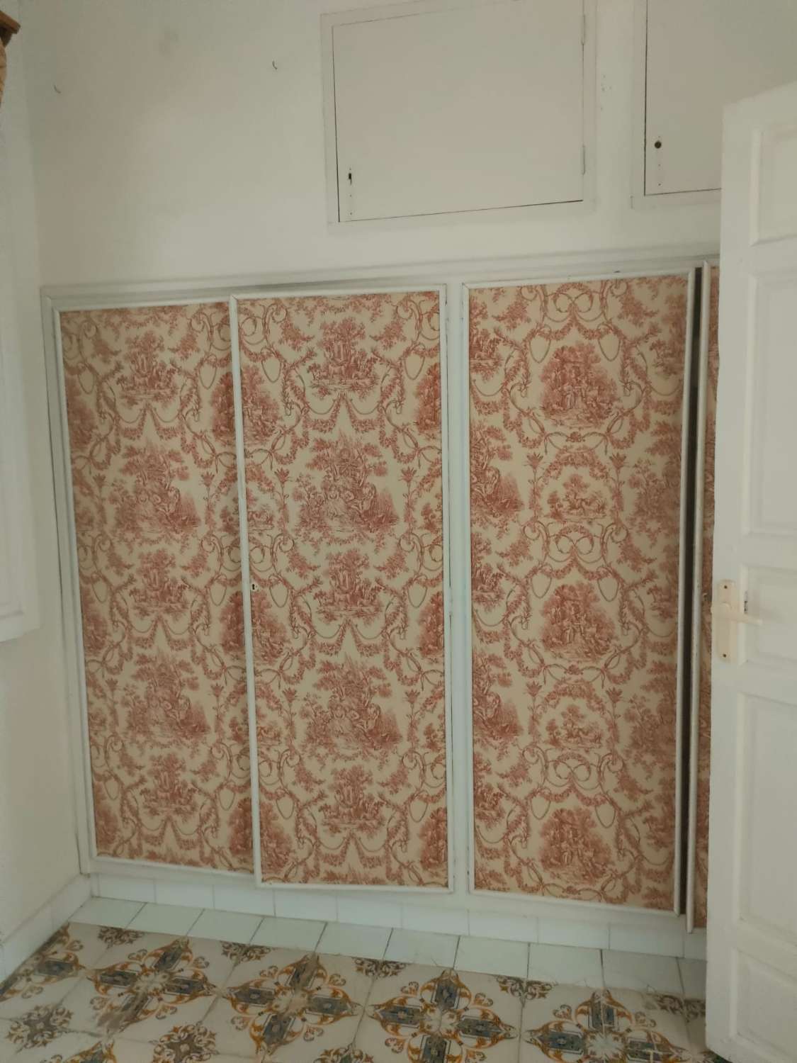 Se vende Palacete unifamiliar en Villajoyosa, Alicante