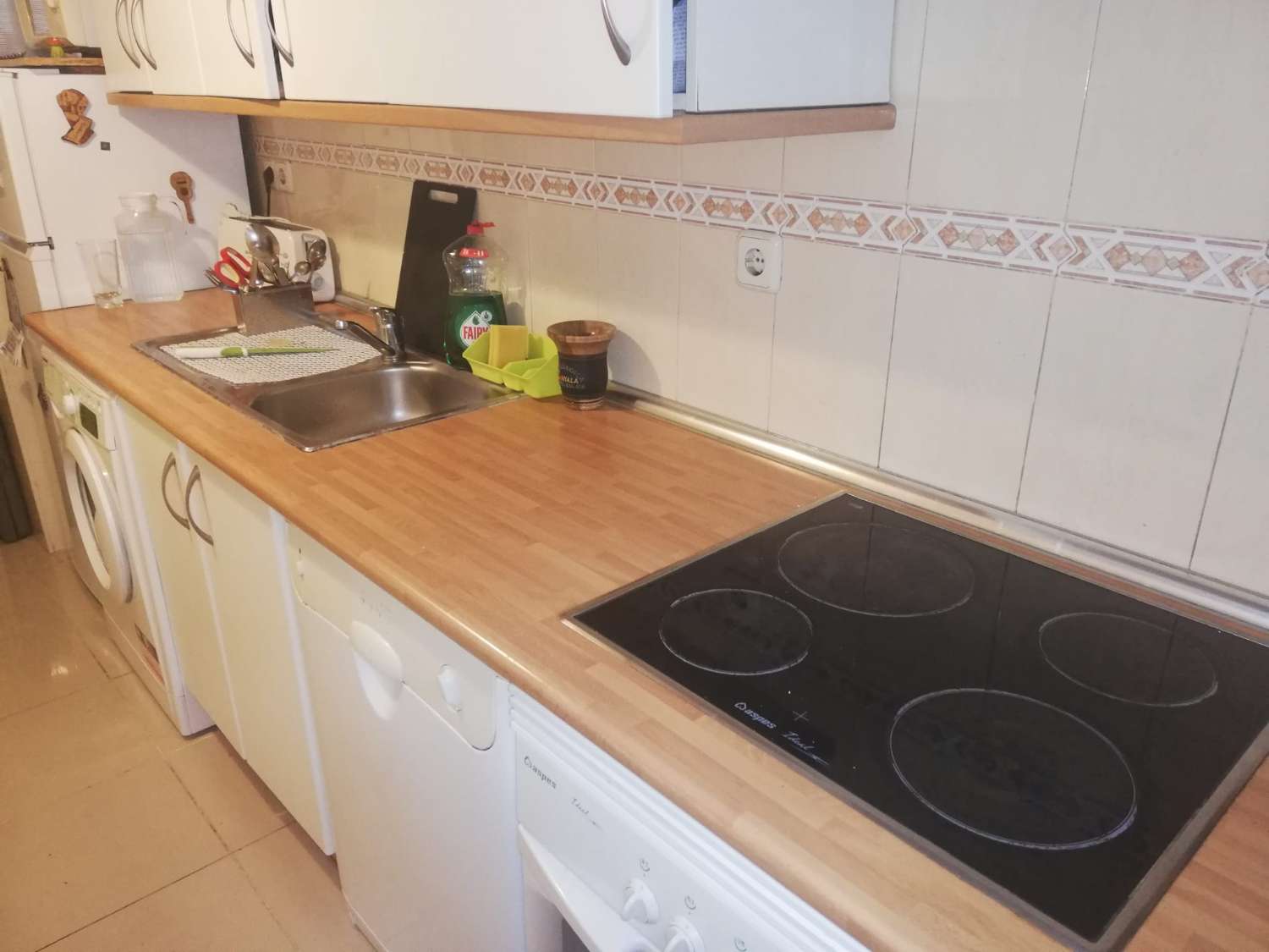 Venta de Piso en Calle Quijada de Pandiellos, Madrid...