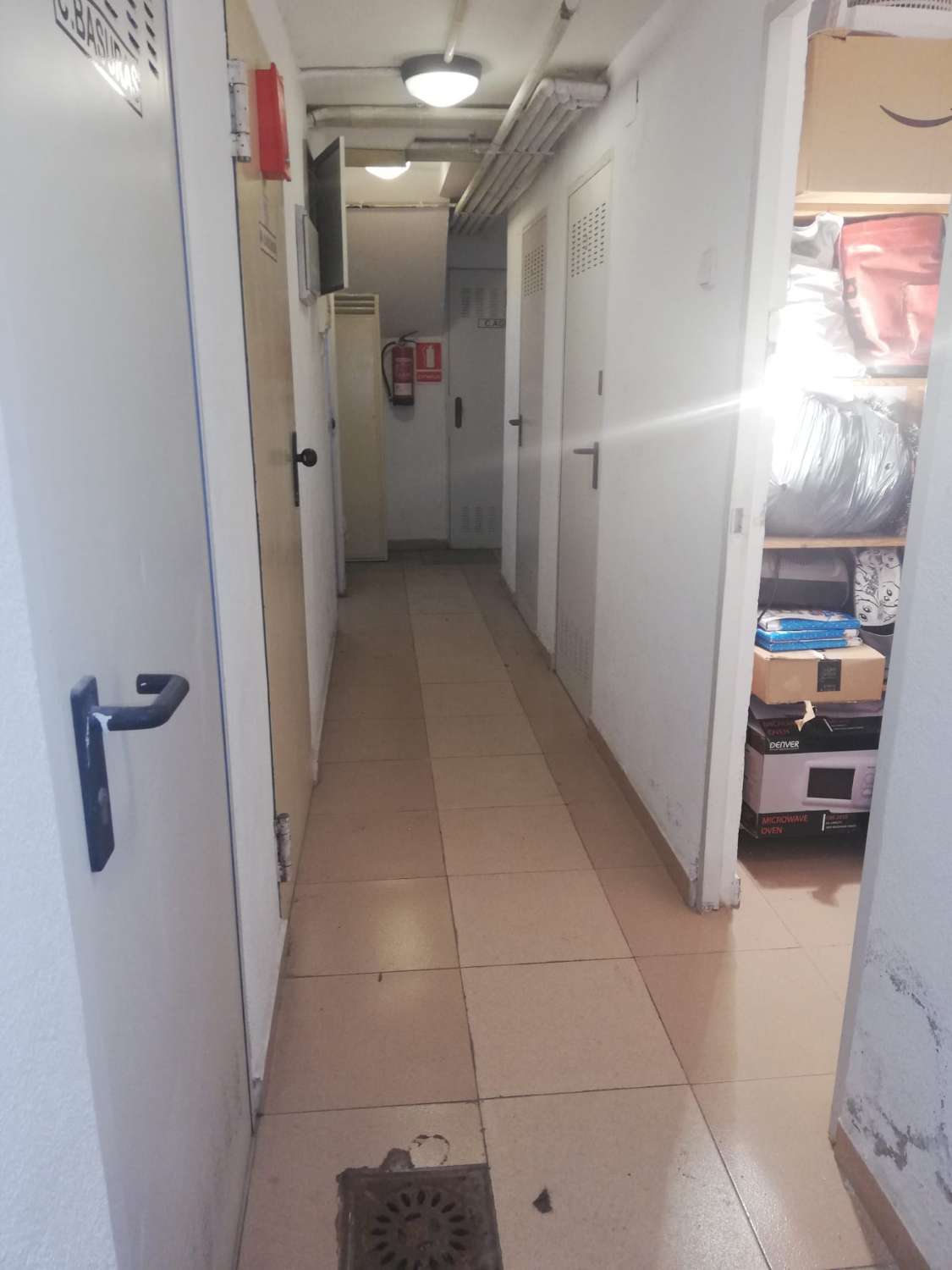 Venta de Piso en Calle Quijada de Pandiellos, Madrid...